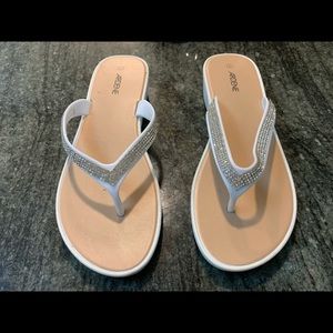 2 pairs of cute toe thong sandals.